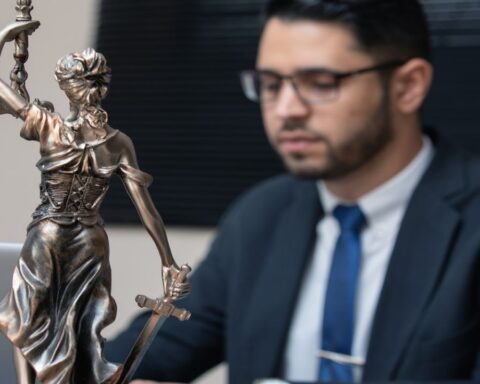 Avvocati degli enti pubblici e requisiti per accedere all'elenco speciale