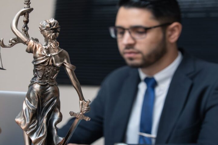 Avvocati degli enti pubblici e requisiti per accedere all'elenco speciale