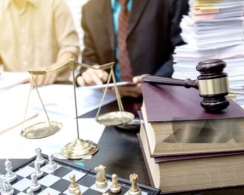 Prescrizione dell'azione disciplinare, la pronuncia della Cassazione