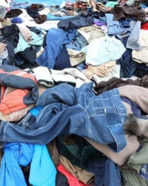 Traffico illecito di rifiuti tessili. In quali casi, e come evitarlo?