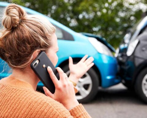 Incidente veicolo senza revisione