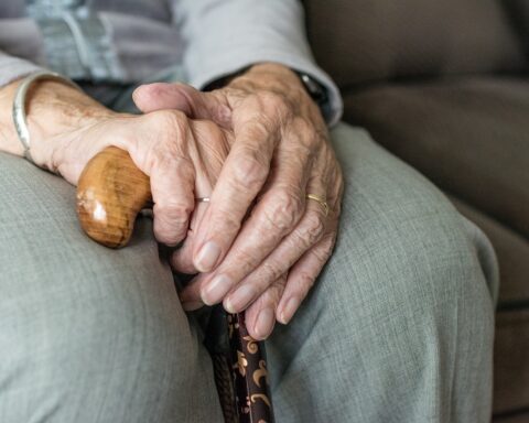 Figli e genitori anziani: diritti, obblighi e doveri