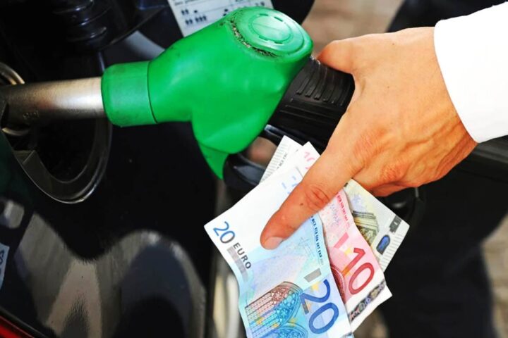prezzi carburante