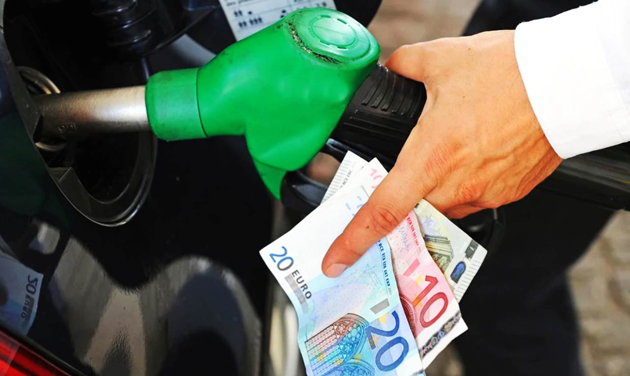 prezzi carburante