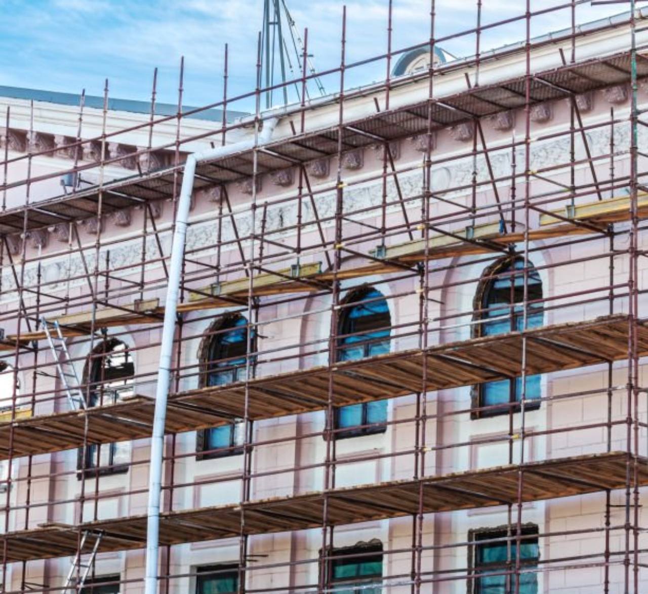 Lavori su facciata condominiale, cosa fare affinché sia legittimo il permesso di costruire?